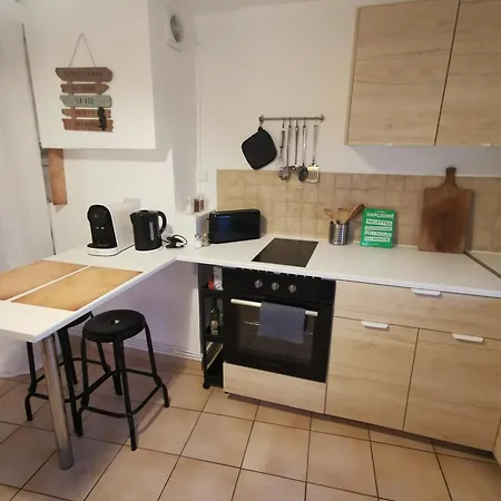 Cosy Traversant Apartment *