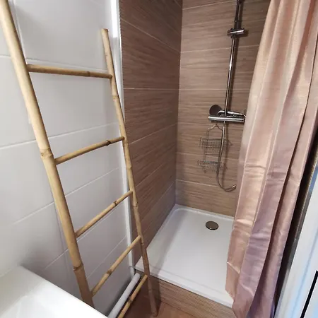 Cosy Traversant Apartment *